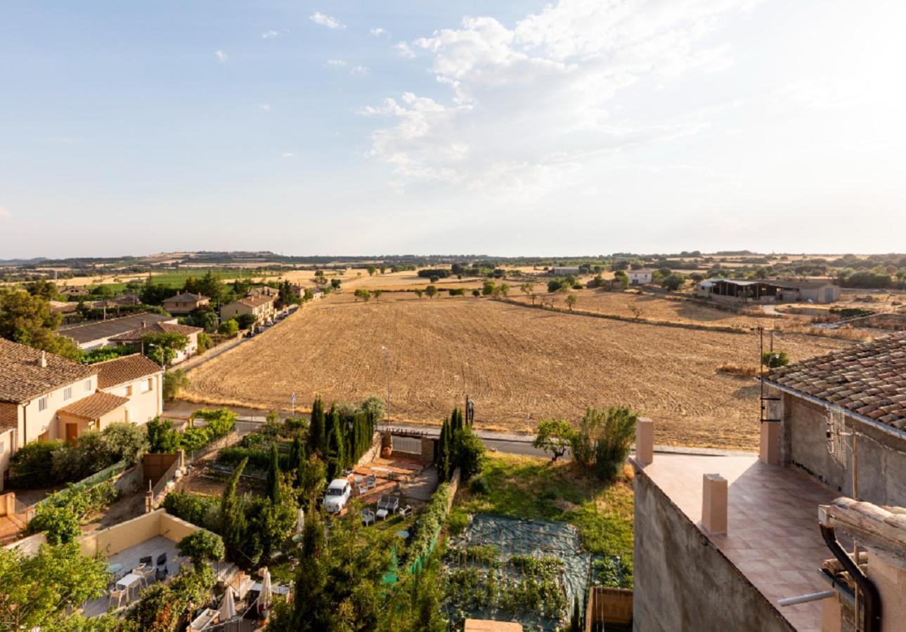 Apartamentos Vino Tinto Y Restaurante Tomate Rosa Adahuesca Eksteriør bilde